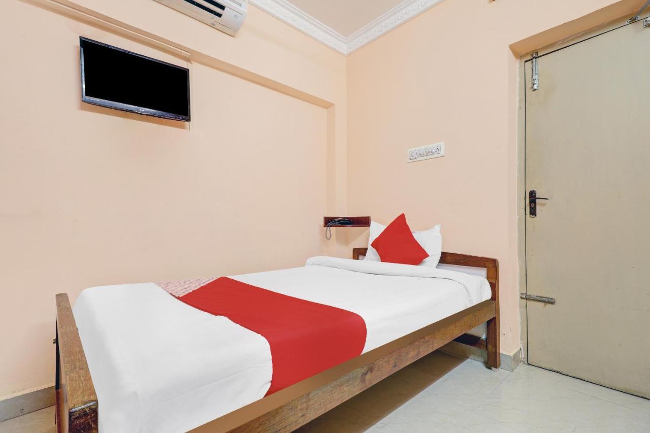 Oyo 81409 Hotel Sivajothi ตูติคอริน ภายนอก รูปภาพ